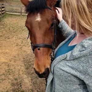 Meet your Posher, Cynthia williams